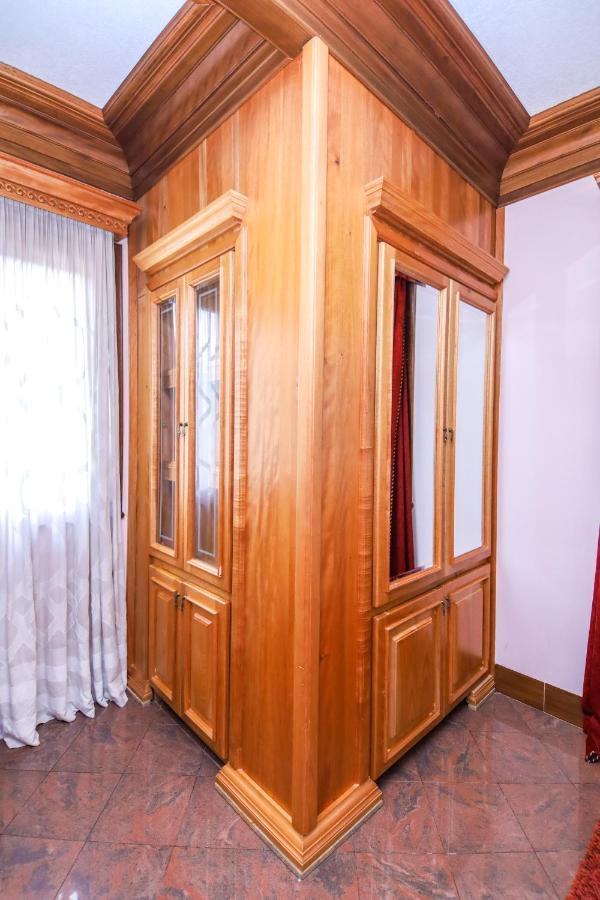 Brilant Antik Center Hotel Tirana Exterior photo