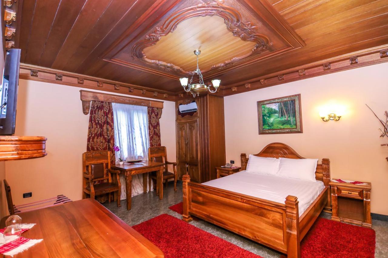 Brilant Antik Center Hotel Tirana Exterior photo