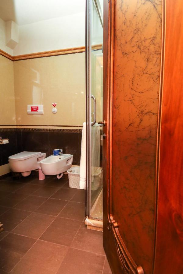 Brilant Antik Center Hotel Tirana Exterior photo