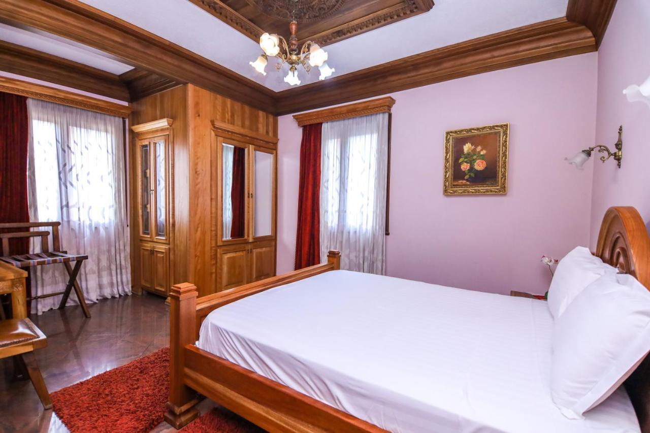 Brilant Antik Center Hotel Tirana Exterior photo