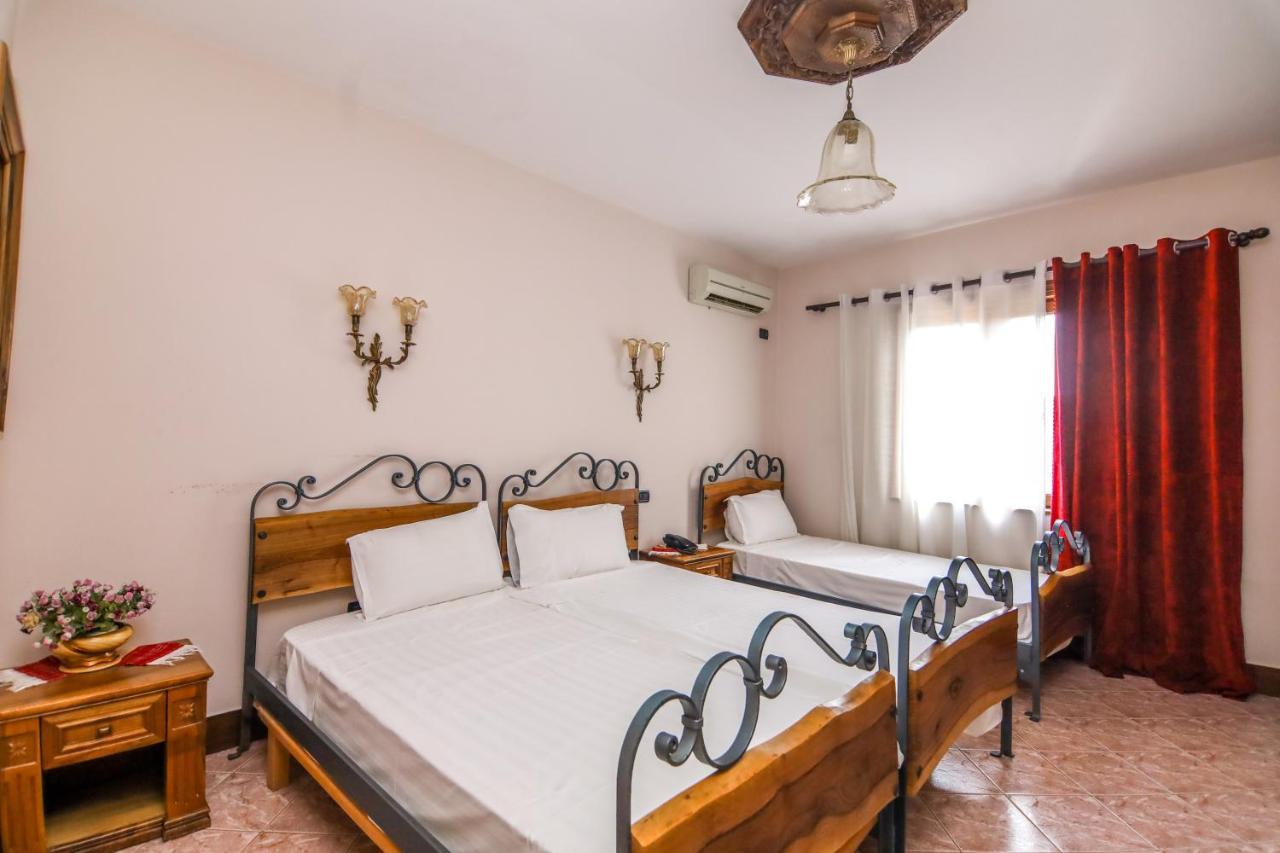 Brilant Antik Center Hotel Tirana Exterior photo