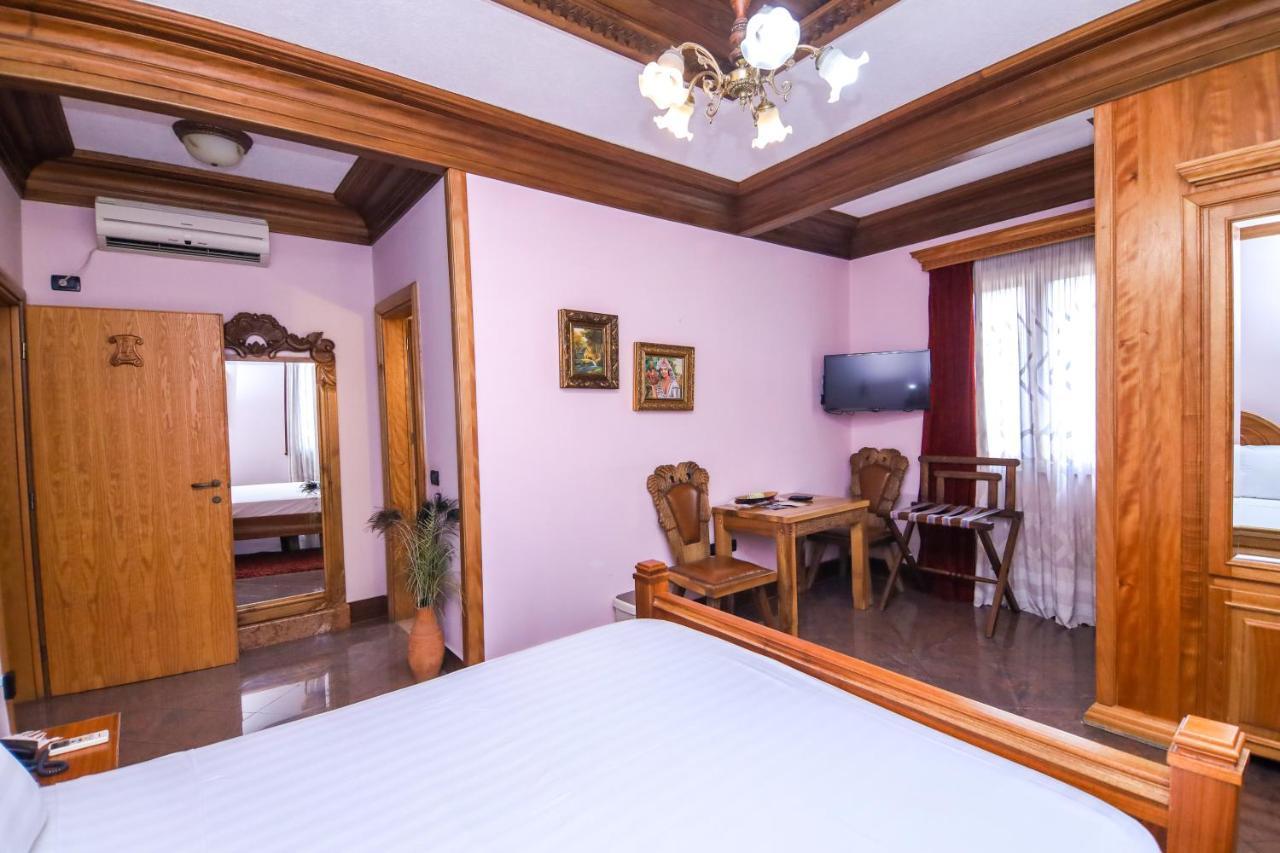 Brilant Antik Center Hotel Tirana Exterior photo