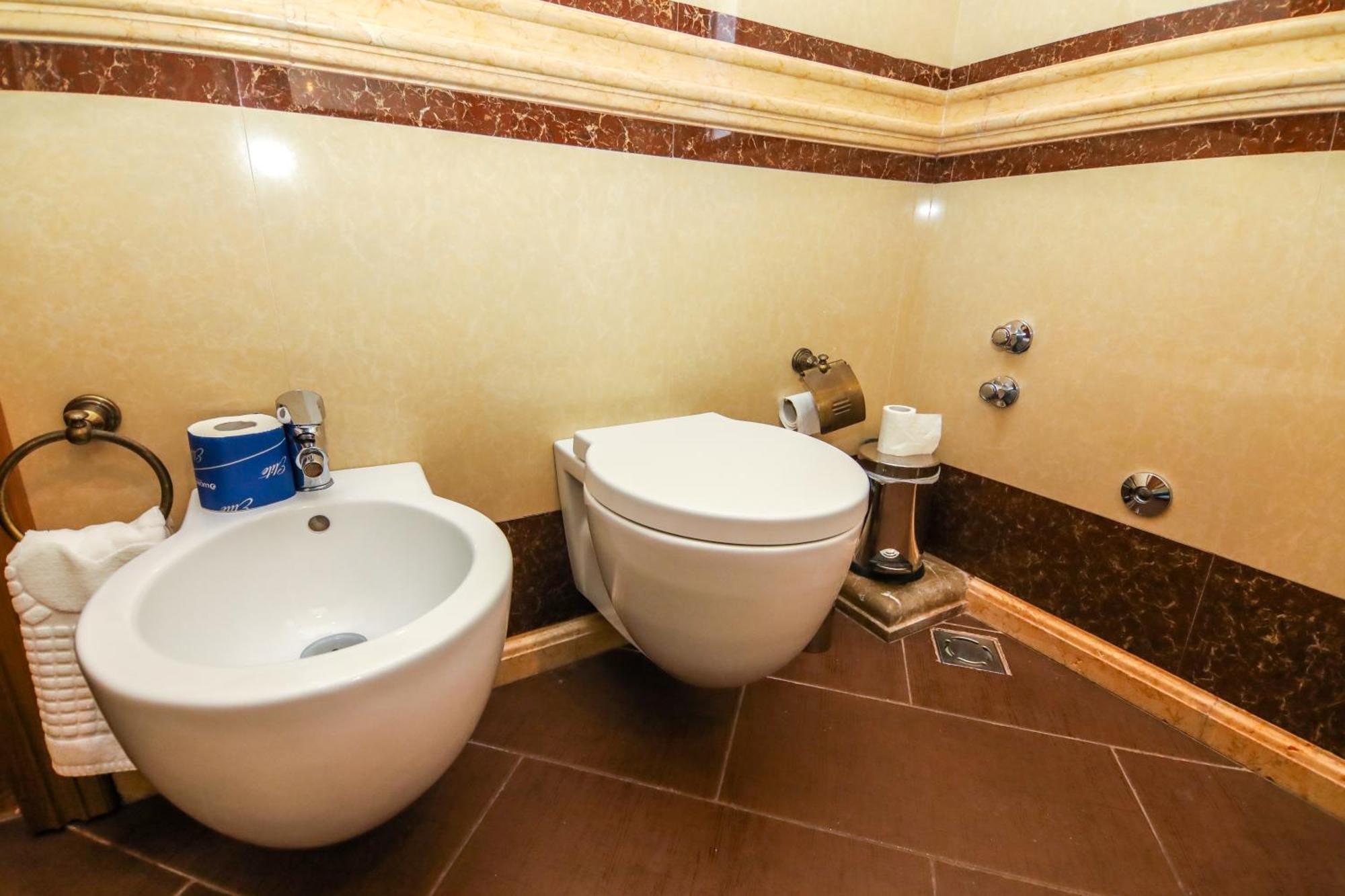 Brilant Antik Center Hotel Tirana Exterior photo